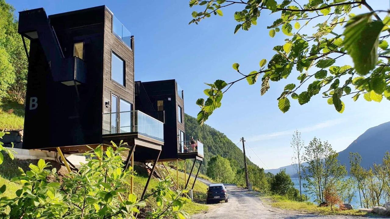 Mikrohyttene I Akrafjorden Etnesjoen 外观 照片